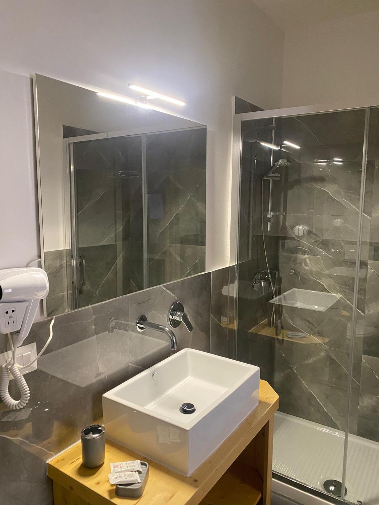 ホテル Be Italian Flat Sanfelice ナポリ エクステリア 写真